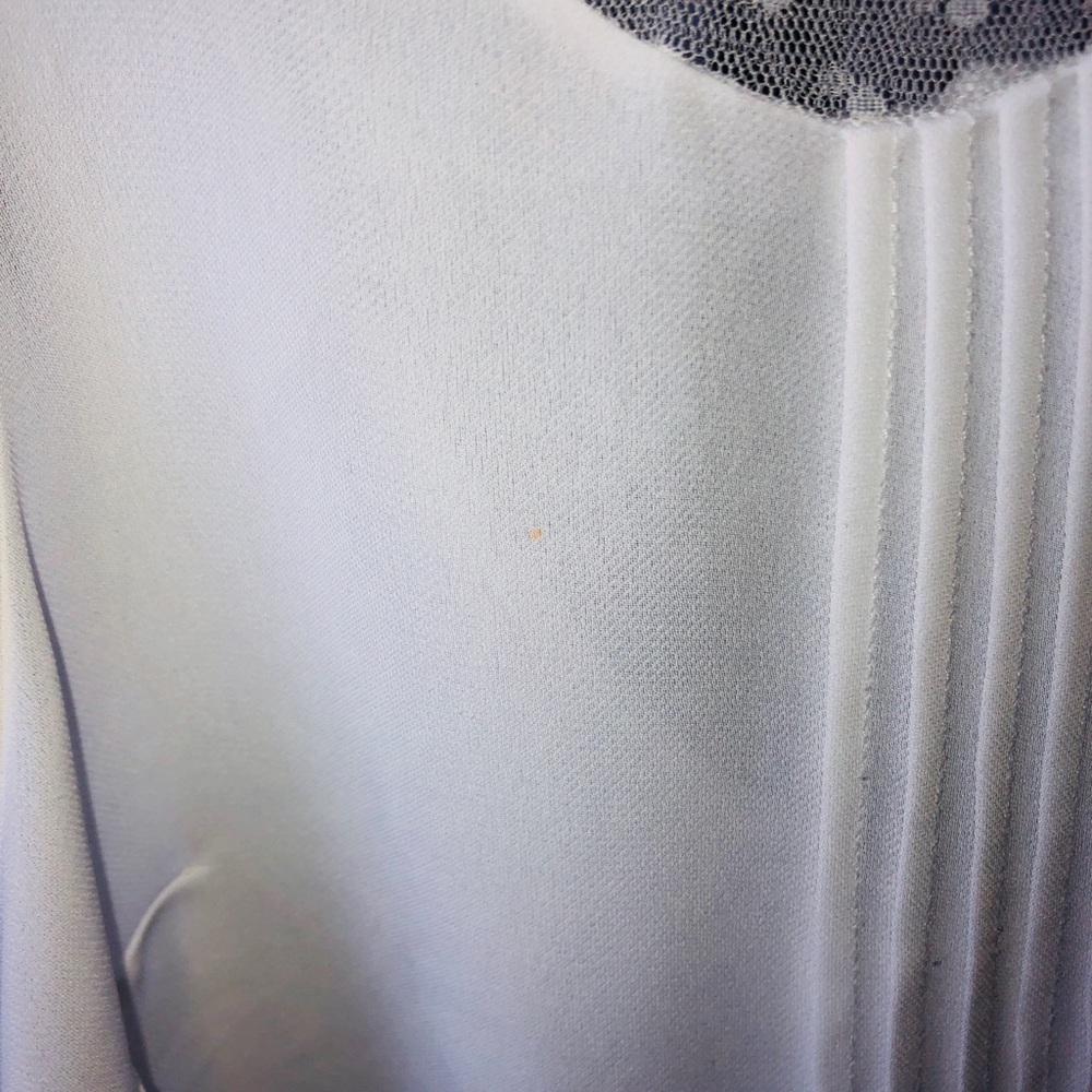 Lauren Conrad blouse size small - Picture 3 of 8